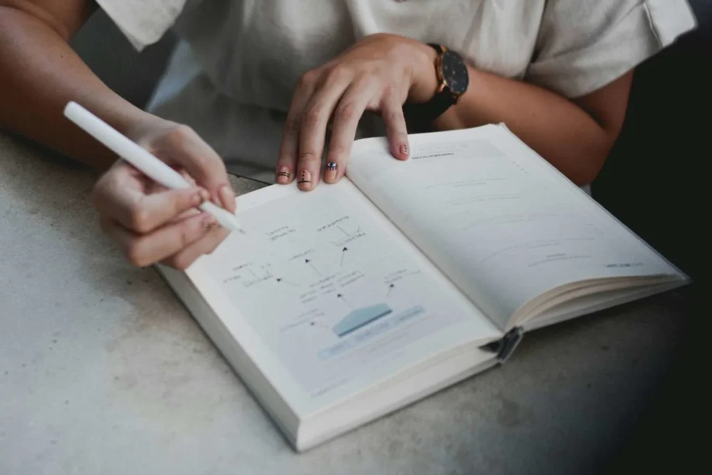 Booking Strategies (Local Insights)