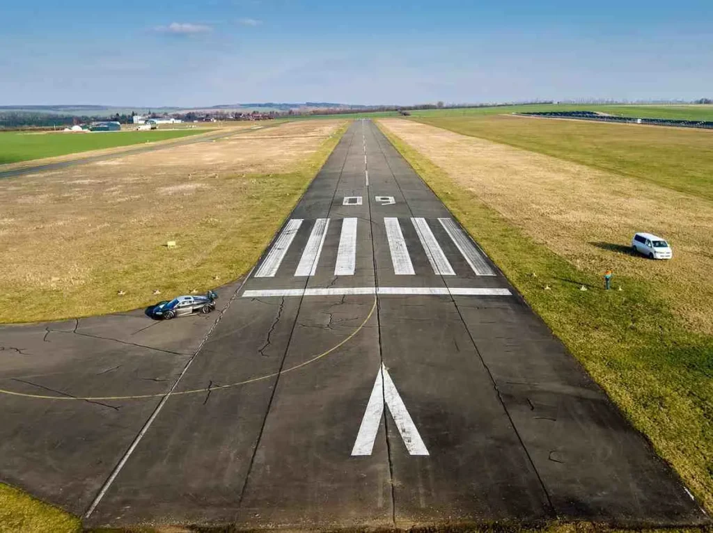 The Airport's Unique Geography (Expanded Section)