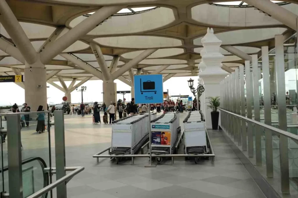 Arrival and Stay Procedures