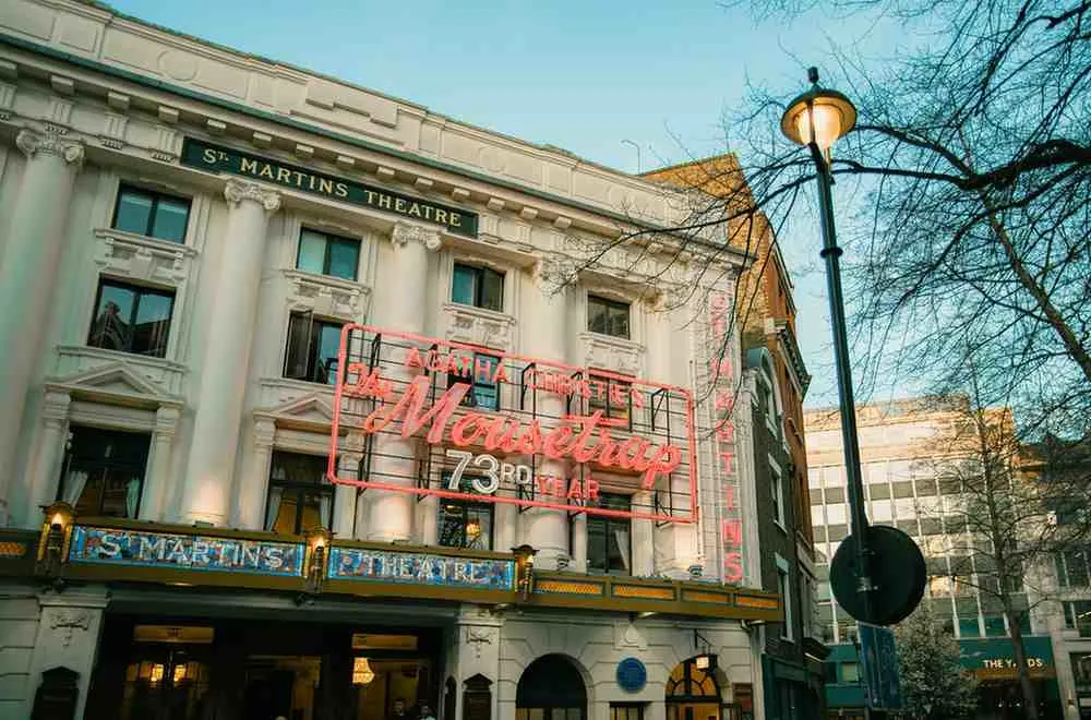Summer's Dramatic Theater (November to March)